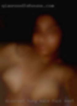 Discreet to fuck East TN Hung Male waiting. Discreet to fuck East TN Hung Male waiting.